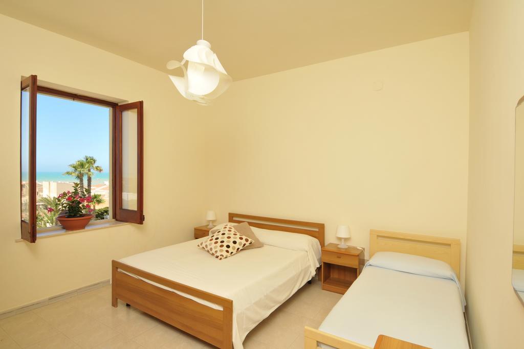 Residence Sicilia Mare- Casa Vacanza سكولييتي المظهر الخارجي الصورة